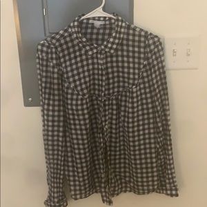 GAP women’s light-weight button up